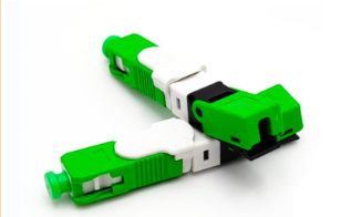CONECTOR RAPIDO DE FIBRA SC/APC VERDE (TIPO ROBOCOP) – Sacabletrade